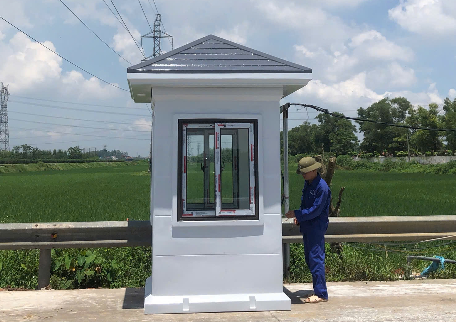 Bốt gác composite