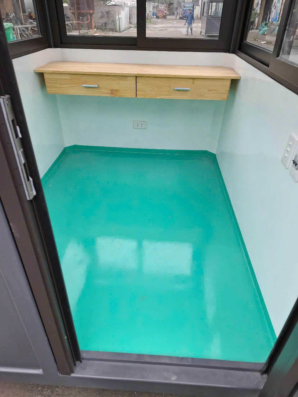 Sàn composite đúc liền chống nước thâm nhập từ bên ngoài