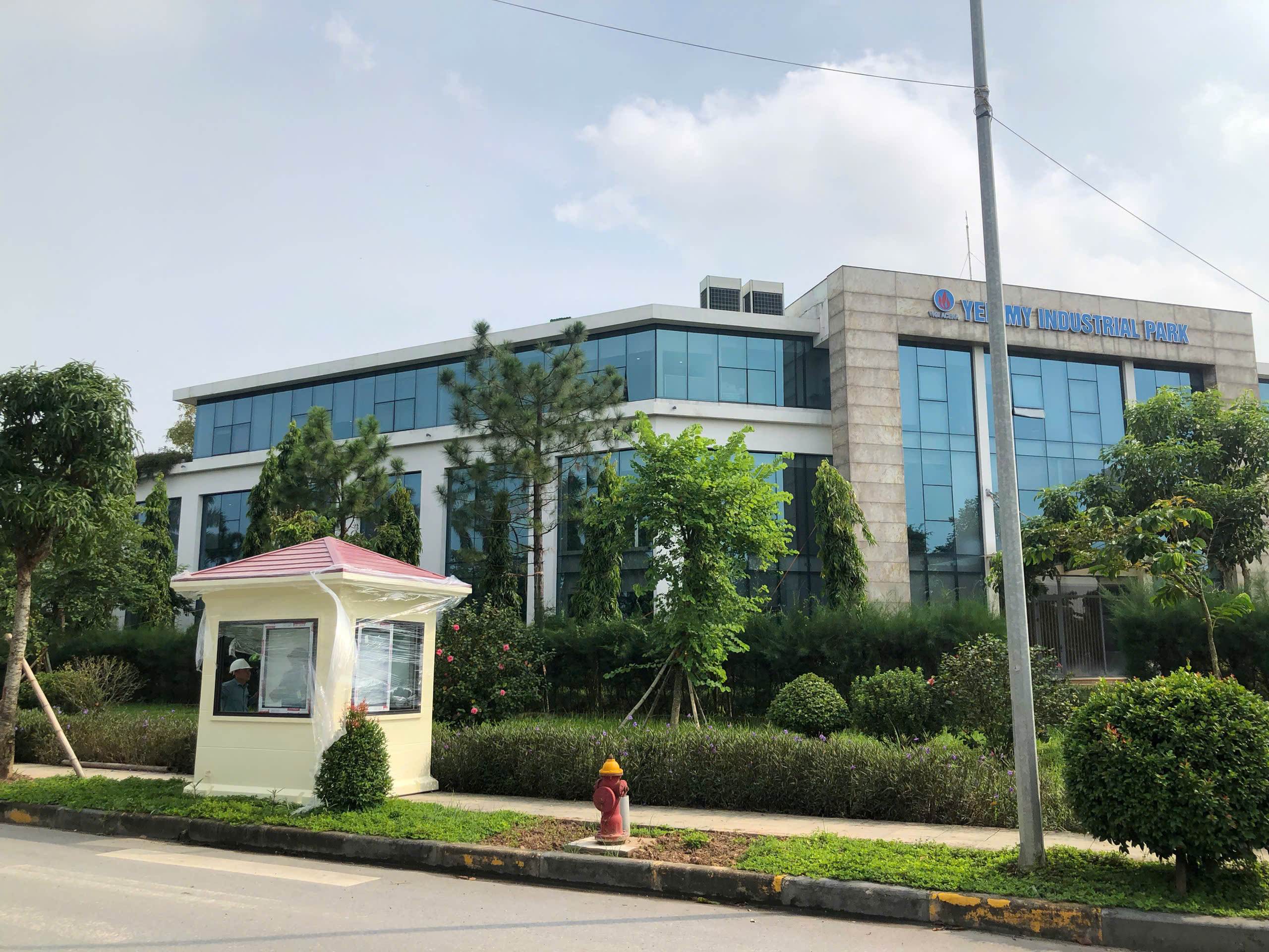 Nhà bảo vệ khu công nghiệp